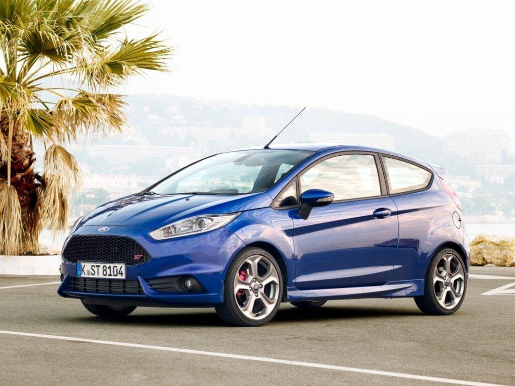 2013 Ford Fiesta ST Photos 13